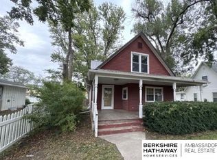 420 Eads Ave, Hebron, NE 68370