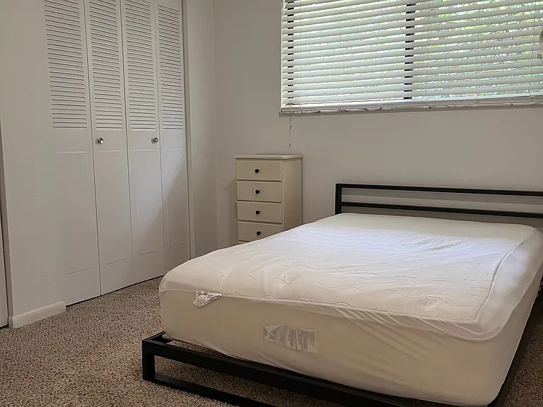 1432 SW 25th Pl — Photo 21