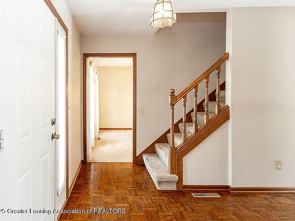 5th image of 3579 E Hiawatha Dr