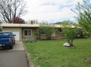 8775 Fort Hill Rd, Willamina, OR 97396