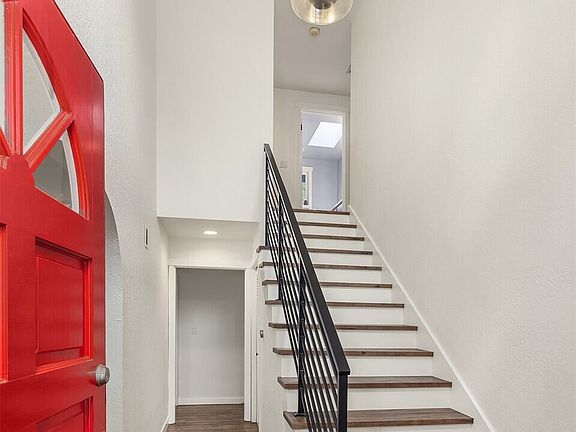5th image of 14720 NE 164th Street