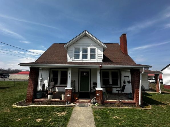 108 Anderson St, Oak Hill, WV 25901