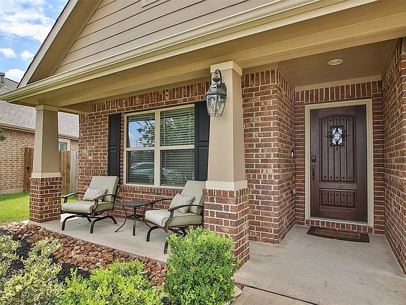 2nd image of 13027 Lily Crest Ln