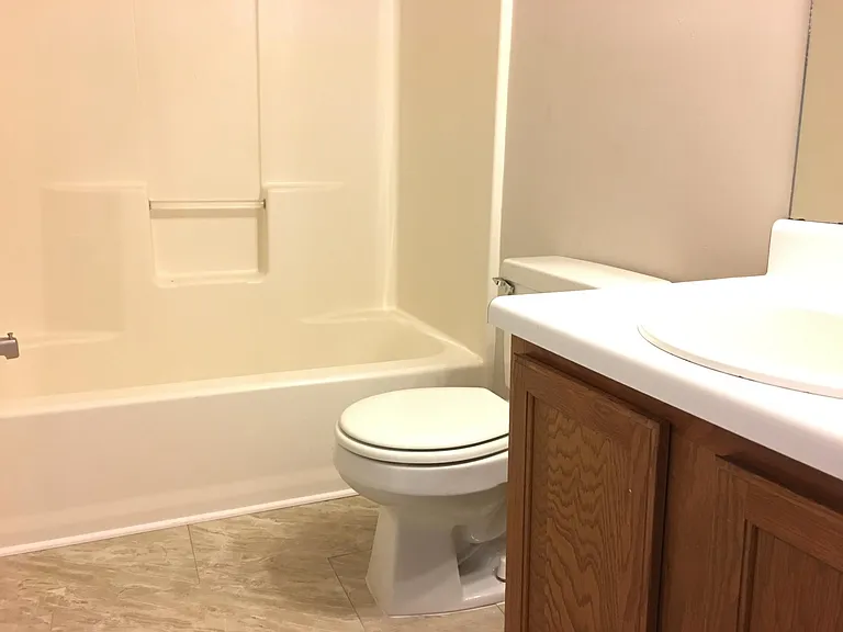 628 N Fairfield Dr — Photo 14