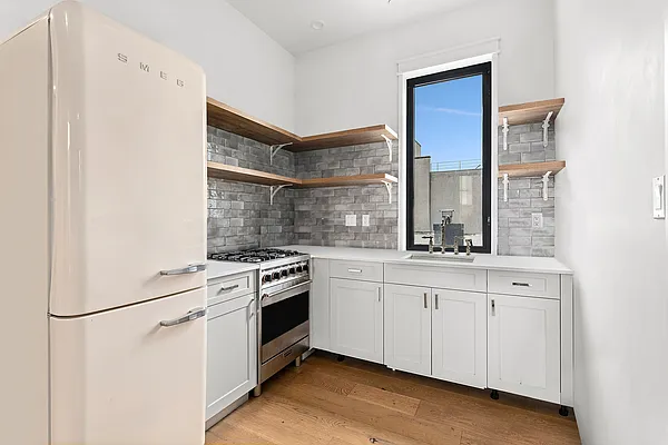 Rented by Compass | media 4