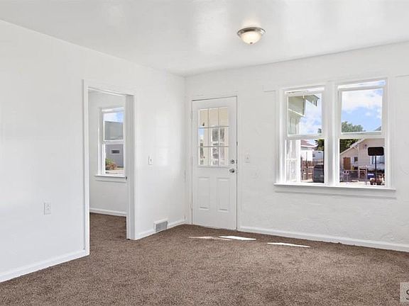 5th image of 447 Cleveland St