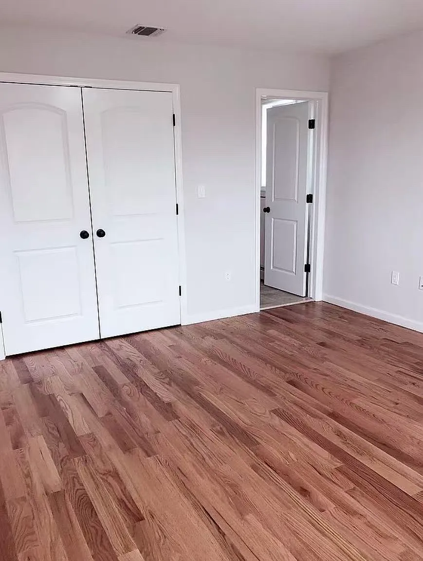 3 bed, $3,000 — Photo 3