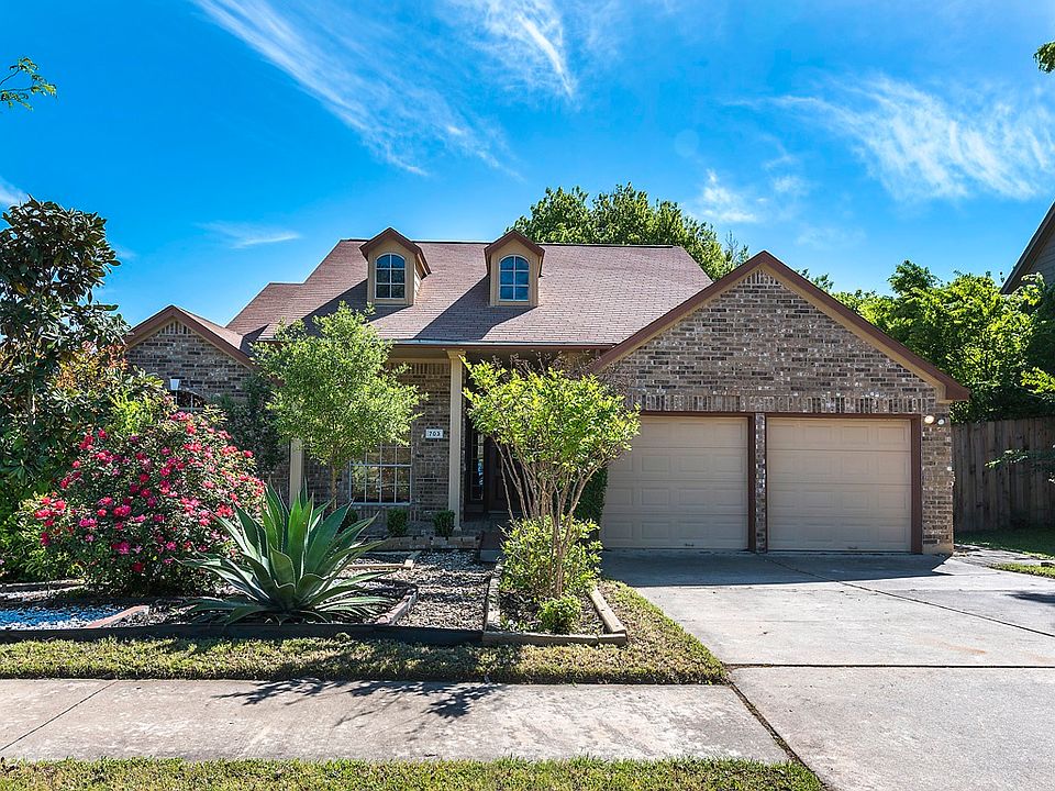 1st image of 703 Canyon Bend Dr