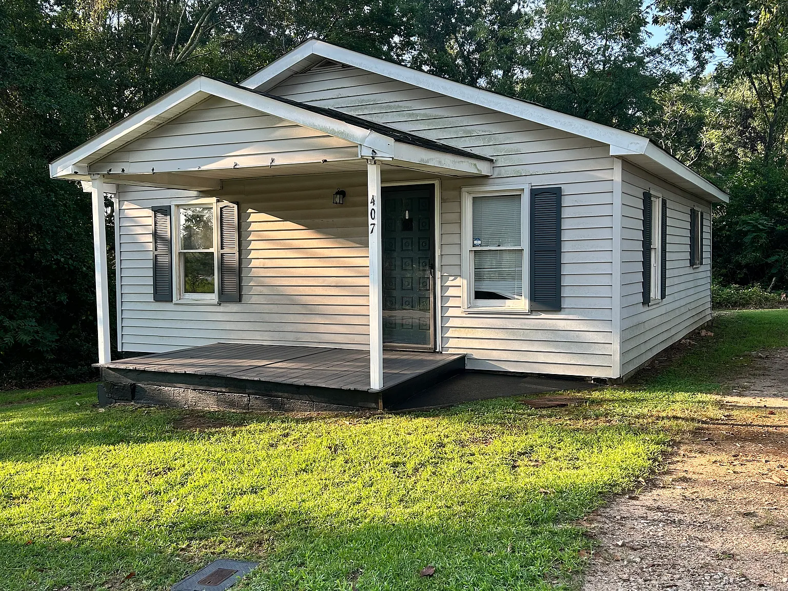 2 bed, 774 sqft, $1,100 — Photo 1