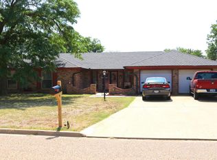 1107 Itasca St, Plainview, TX 79072