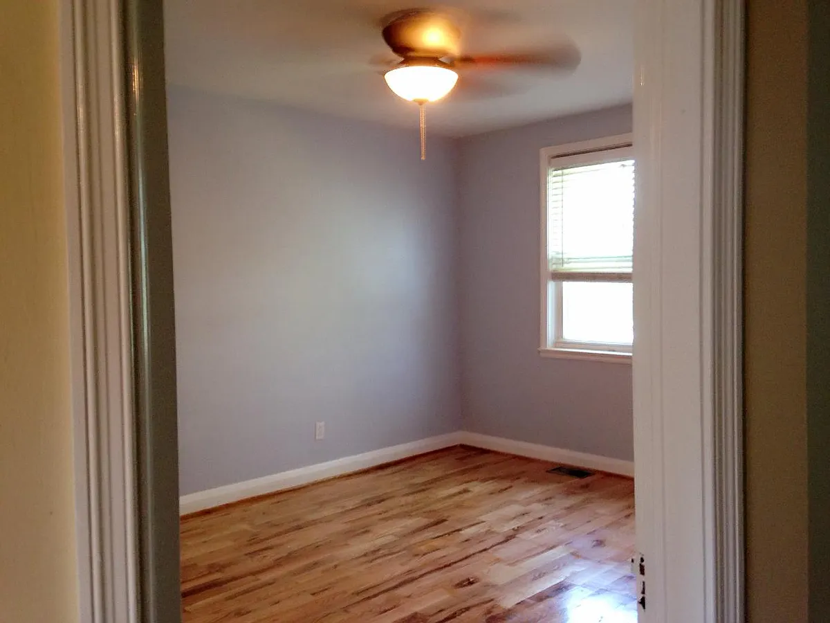 Bedroom - 812 Braeside Rd