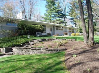 28 Druid Cir, Longmeadow, MA 01106