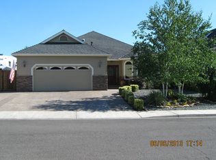 2002 Jeremy St, Central Pt, OR 97502