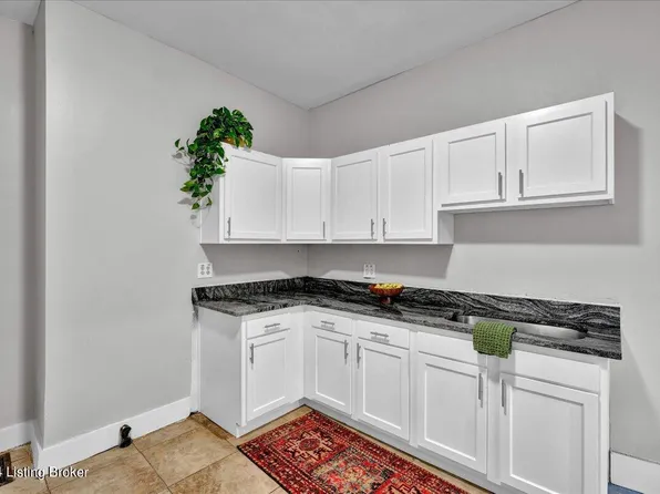 2245 Date St, Louisville, KY 40210