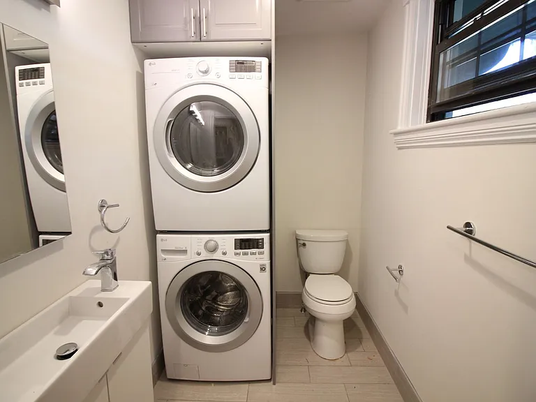 48 Beech Glen St #2 — Photo 2