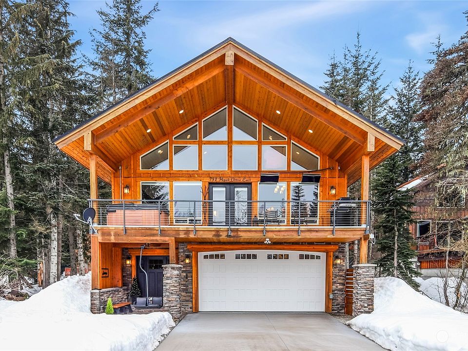 1st image of 731 Hyak Drive E