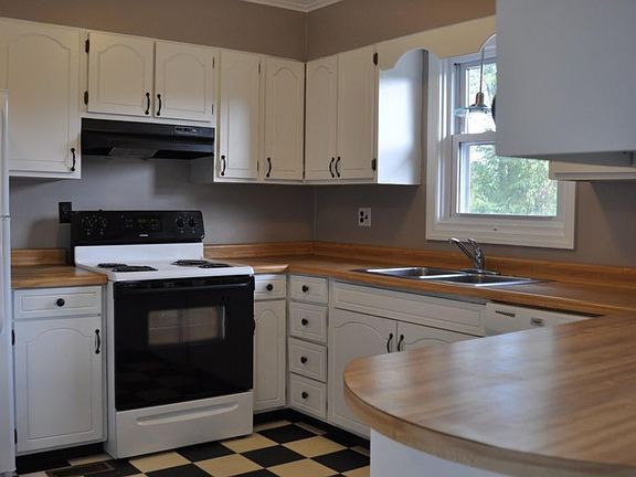 5th image of 608 Maryetta Dr
