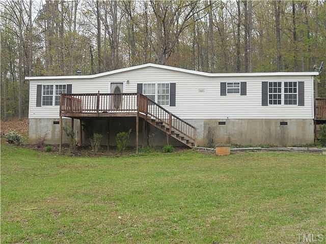 1st image of 4824 Simmons Ln