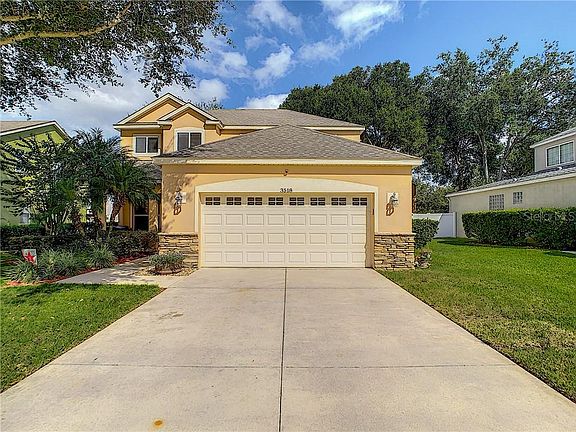 2nd image of 3518 Oak Brook Ln