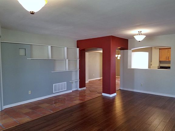 5th image of 1302 N Olive St
