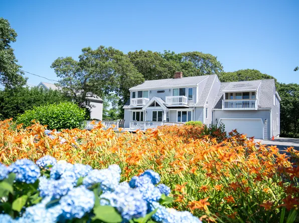 364 Lower County Road, Harwich Port, MA 02646