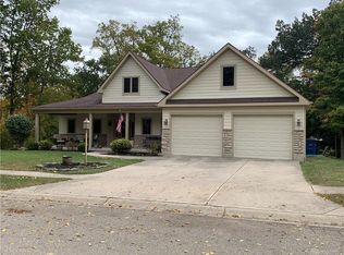 6064 Riva Ridge Dr, Dayton, OH 45414