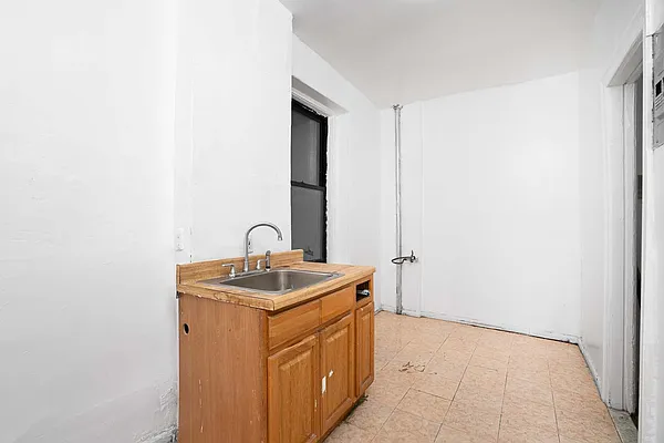 Sold by Spire Group | media 4