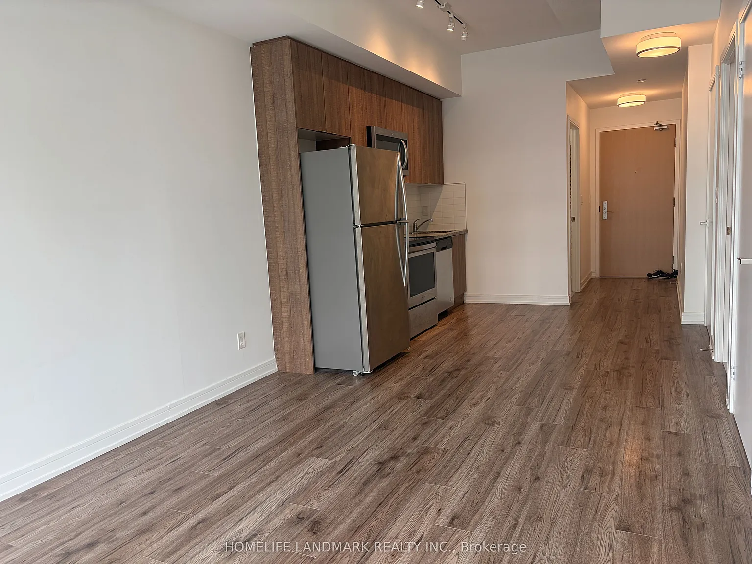 2 bed, $2,300 — Photo 4