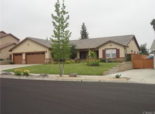 35581 Oak Creek Dr, Yucaipa, CA 92399