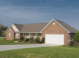 1611 Mossy Oak Dr, Jefferson City, TN 37760