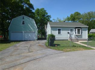 5 Fort Hill Ct, Groton, CT 06340