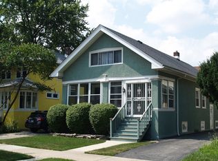 129 N Harvey Ave, Oak Park, IL 60302
