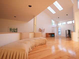 1233A Beech St, Atlantic Beach, NY 11509