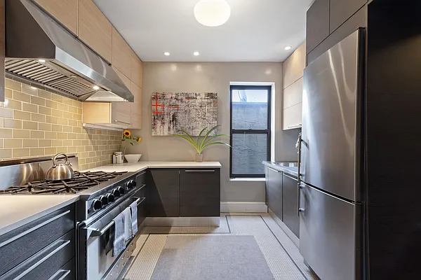Sold by Compass | media 4