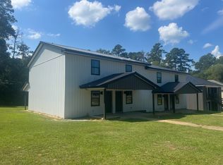 888 1st St NW #4, Magee, MS 39111