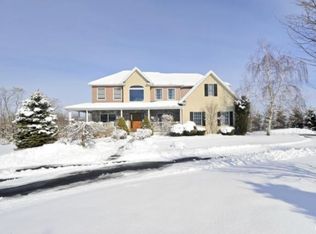 389 Winter Springs Rd, Nazareth, PA 18064