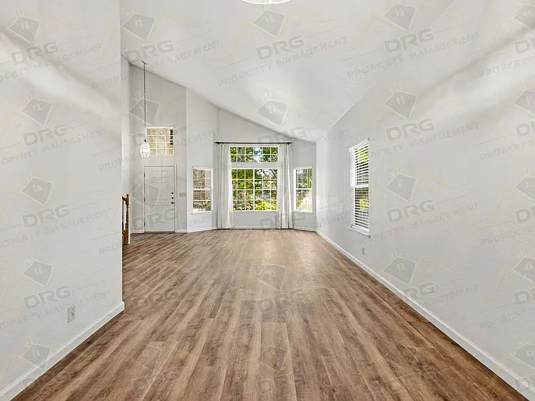2101 Finley Ct — Photo 6