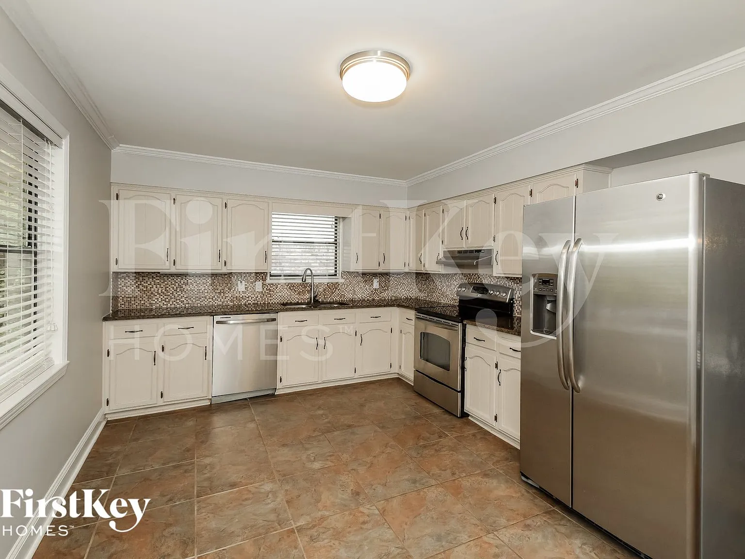 4 bed, 3.0 bath, 1438 sqft, $2,000 — Photo 4