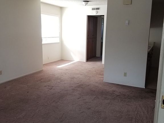 4th image of 122 Seeno St APT 1