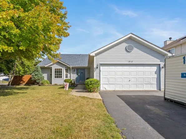 1810 Foxfield Dr, Joliet, IL 60435