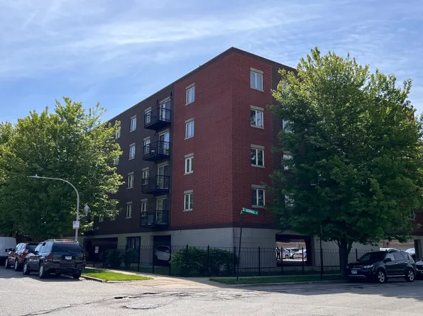 475 W 24th St APT 5H, Chicago, IL 60616