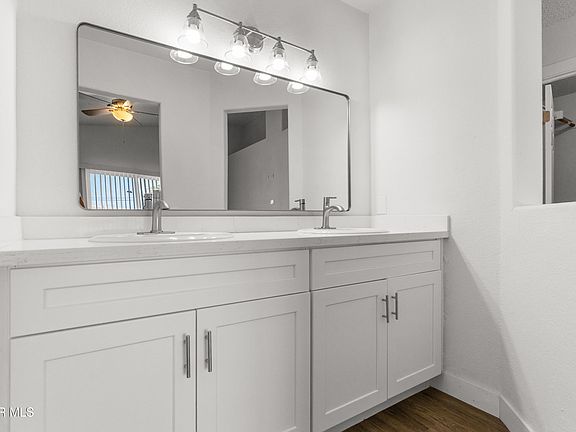 5th image of 20361 81st St