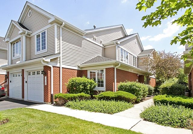 1st image of 7418 Lincoln Ave #B