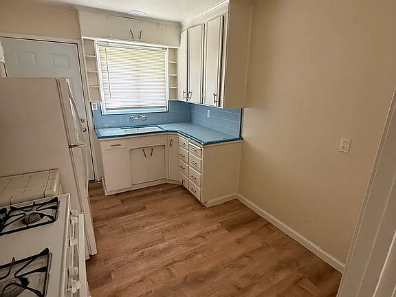 3rd image of 2534 N 1st St #2722
