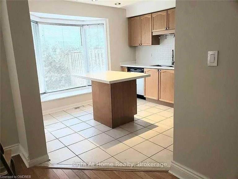 2467 Carberry Way — Photo 6