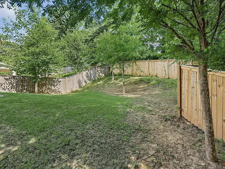 520 Cresentry Brk — Photo 4
