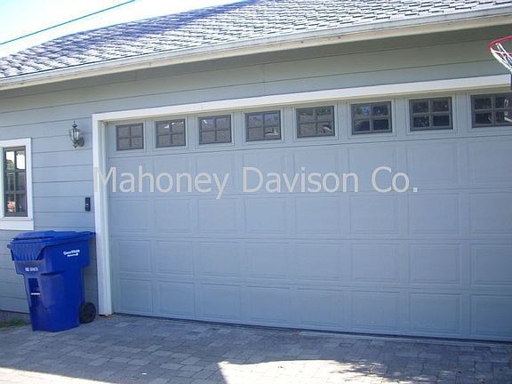 2-car garage