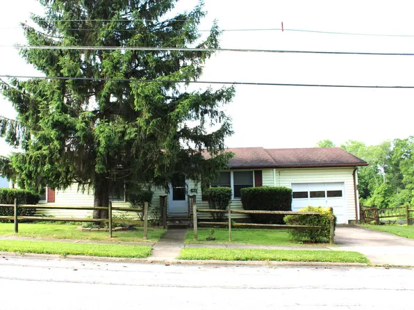 207 John St, Hillsboro, OH 45133