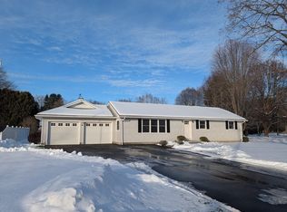 60 Bridge St, Hatfield, MA 01038