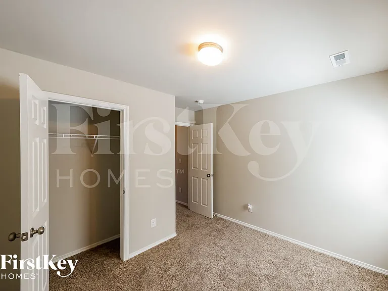 224 Cambridge Park Dr — Photo 11